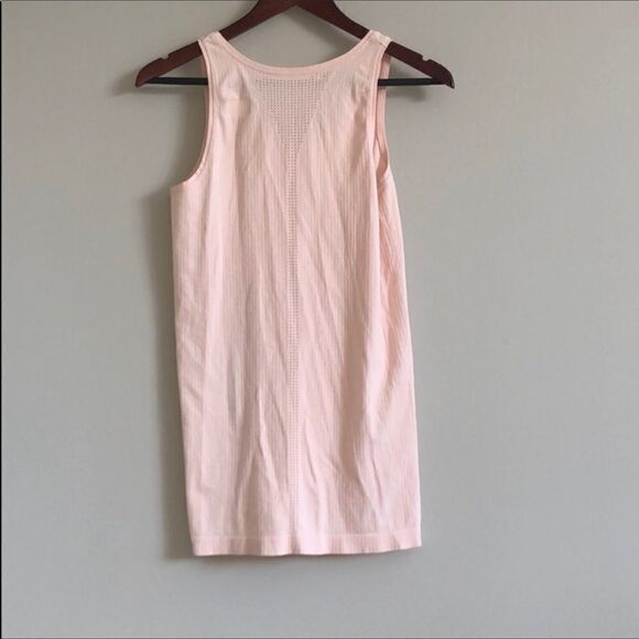 Athleta Pura Pink Textured Fitted Tank Top XS - Picture 3 of 4